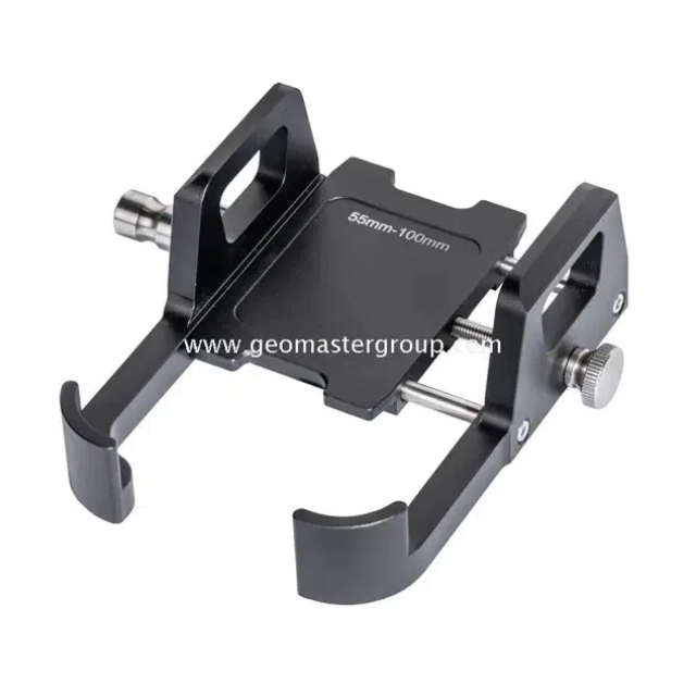 Accesorios esenciales para receptores y rastreadores GNSS: lo que realmente necesita