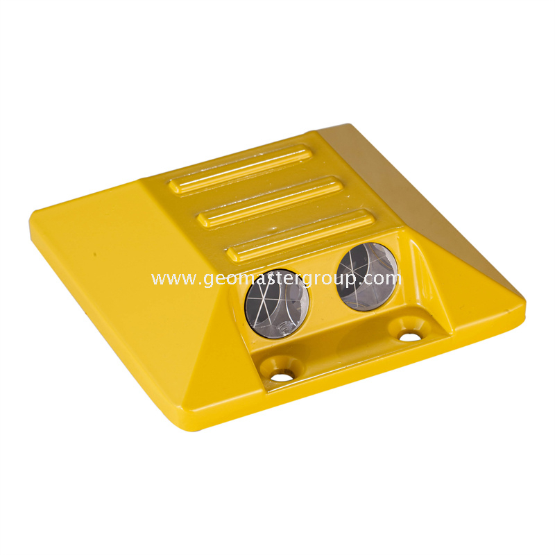 Prisma de carretera (prisma ojo de gato)