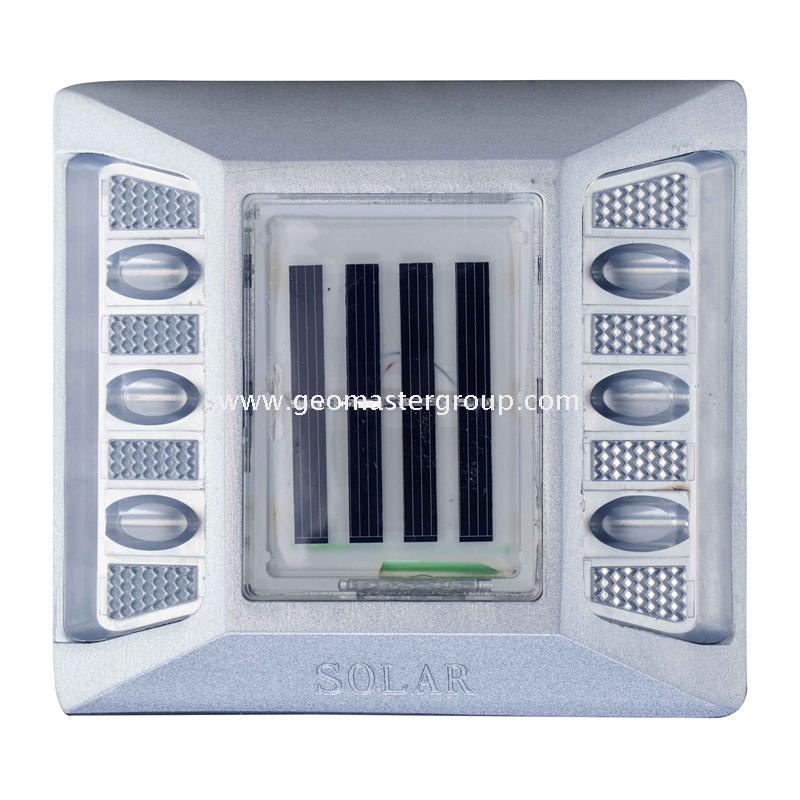 Stud de carretera solar