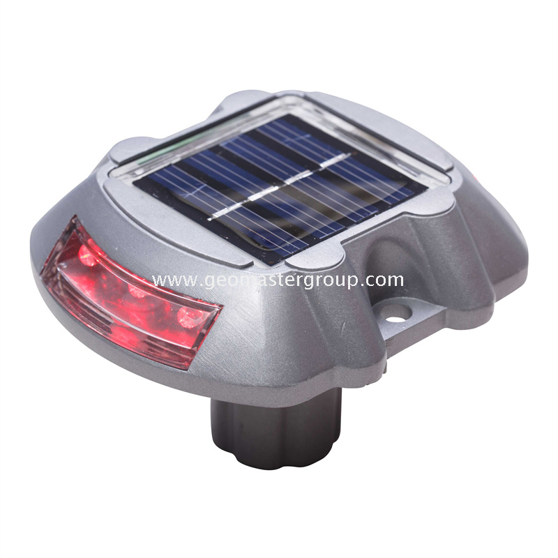 Stud de carretera solar
